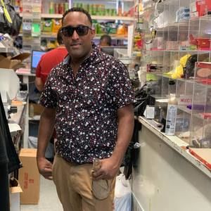 Meet your Posher, Felix